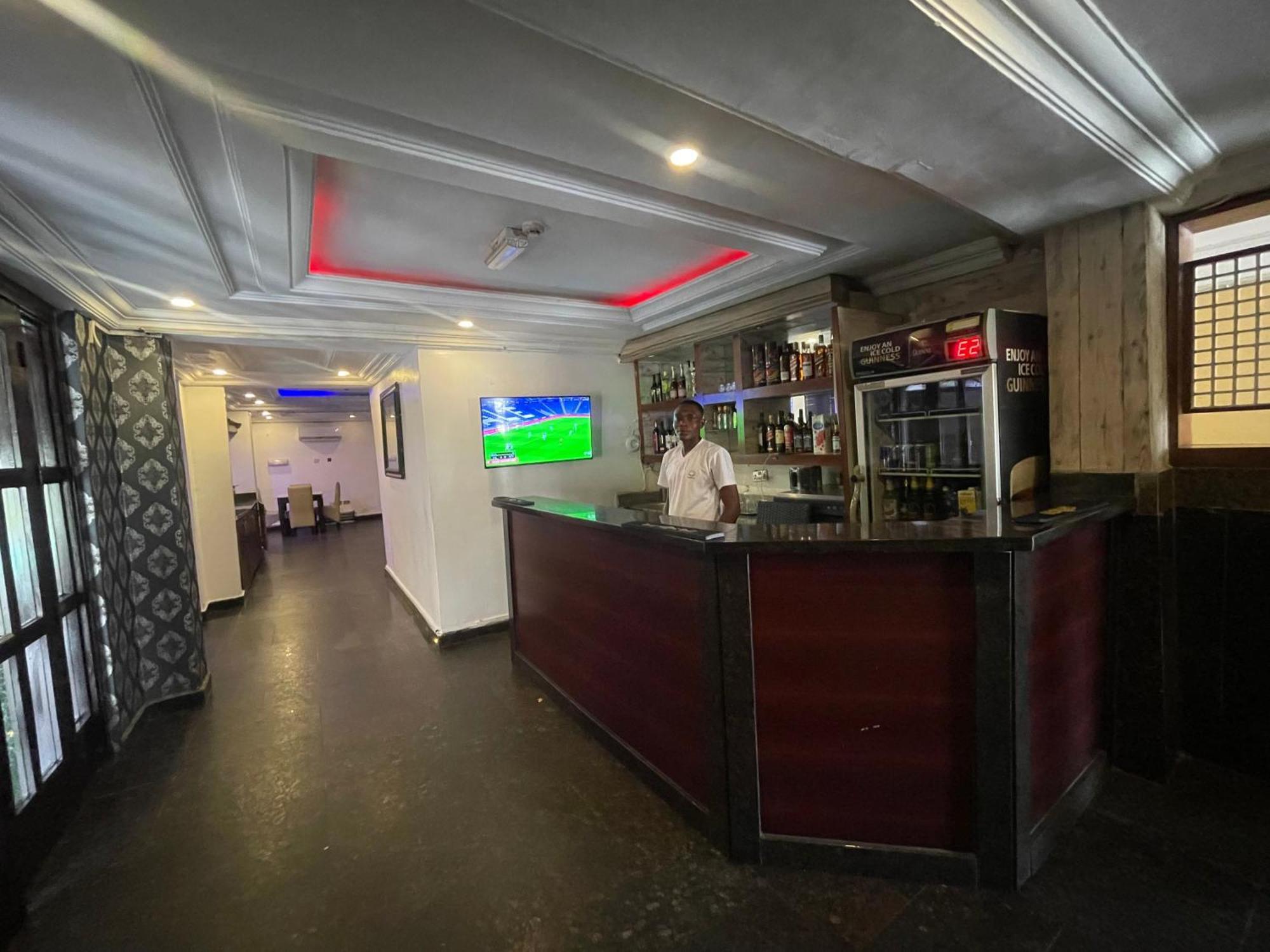 Presken K-One Hotel Ikeja Luaran gambar